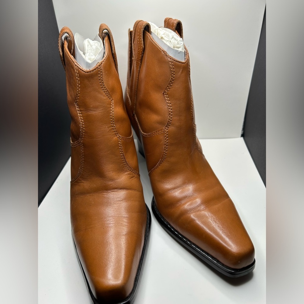 Vintage cold water creek short cowboy boots